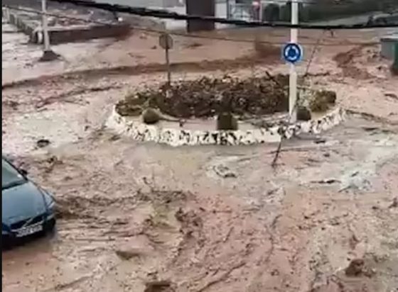 ΝΕΡΑ ΠΛΗΜΜΥΡΕΣ