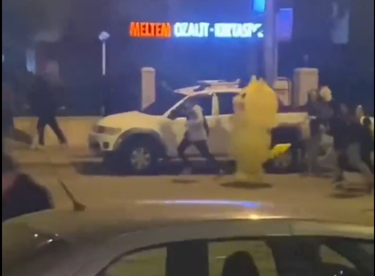 ΠΙΚΑΤΣΟΥ ΠΟΚΕΜΟΝ