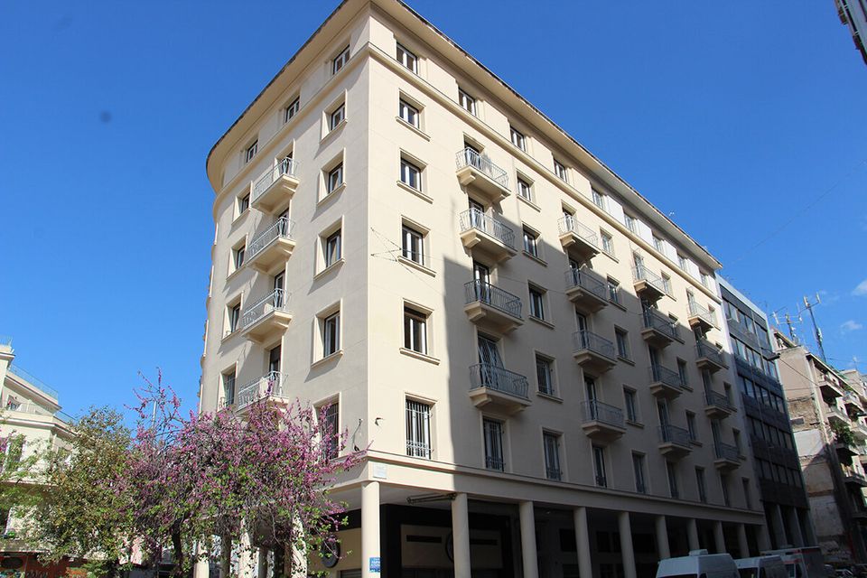 Ο Συνήγορος του Πολίτη ζητεί τη συνολική σφράγιση του Πολυδύναμου Κέντρου Αστέγων – Μπακογιάννης: «Η Αθήνα δεν αξίζει τέτοιο πισωγύρισμα»