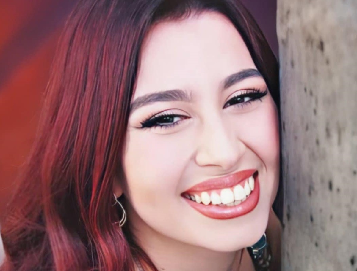 Κέλλυ Πορφυρίδου: Το ΑΠΘ θα απονείμει το πτυχίο της 23χρονης που σκοτώθηκε στα Τέμπη στη μητέρα της