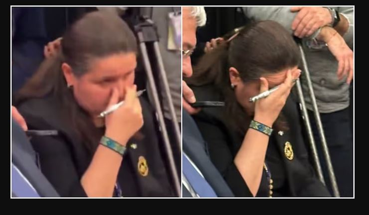 Βίντεο: Η αντίδραση από την πρέσβη της Ουκρανίας την ώρα που ο Ζελένσκι δέχεται επίθεση από τον Τραμπ