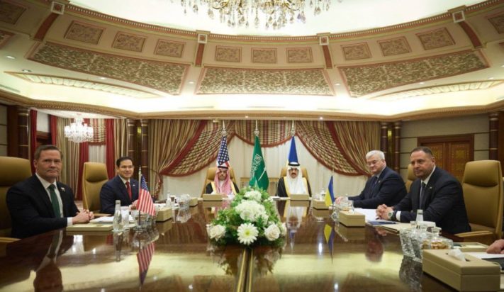 προσωπάρχης Ζελένσκι, Αντρίι Γιέρμακ, υπουργός Εξωτερικών των ΗΠΑ, Μάρκο Ρούμπιο σύμβουλος Εθνικής Ασφάλειας των ΗΠΑ, Μάικ Γουόλτς