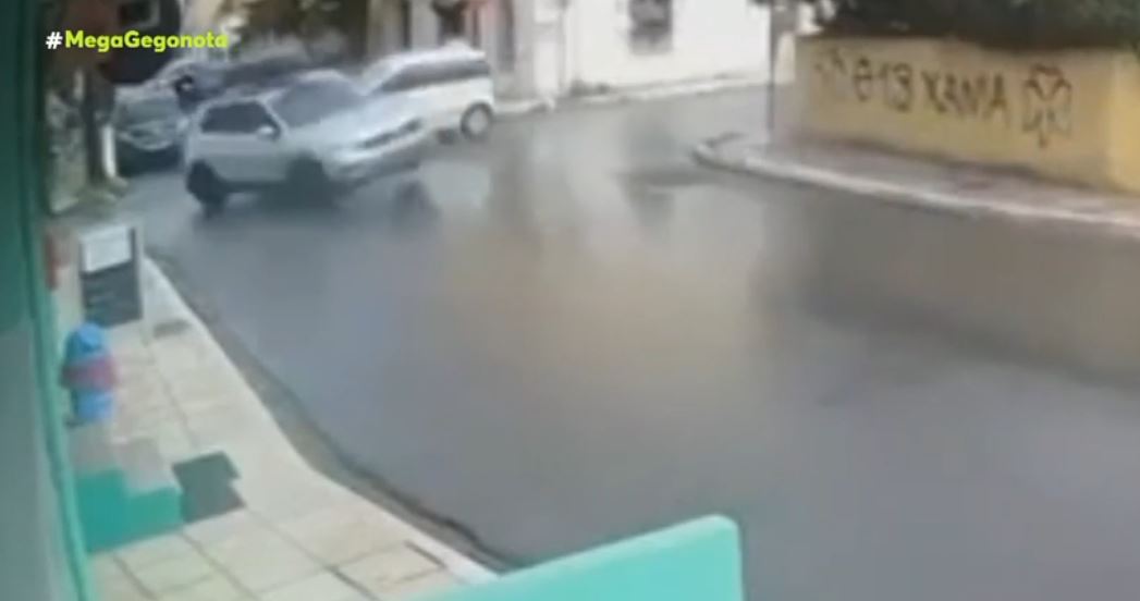 Χανιά: Ηλικιωμένη παραβίασε το STOP και συγκρούστηκε με διερχόμενο όχημα – ΒΙΝΤΕΟ