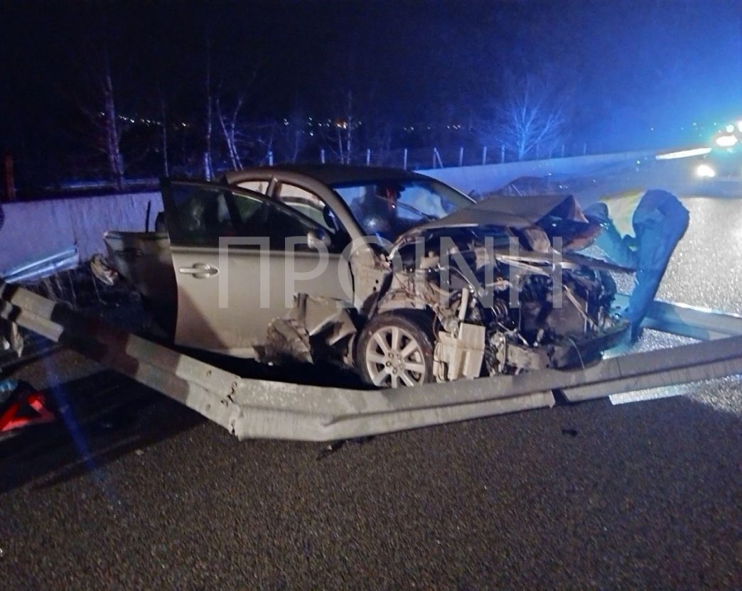 Καβάλα: Τροχαίο – σοκ κοντά στα διόδια της Μουσθένης με 2 τραυματίες