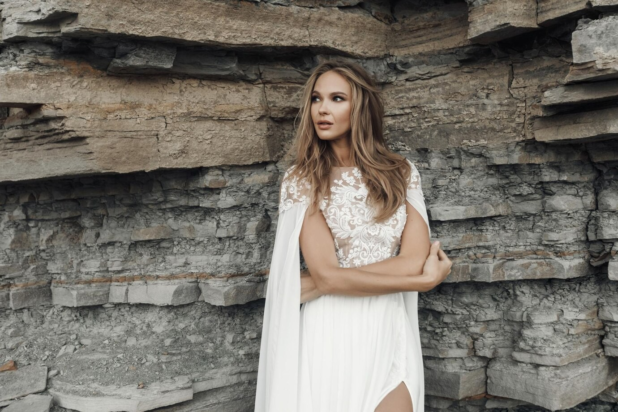 Ζητά από την αδελφή του να επιστρέψει τα χρήματα που έδωσε για τον γάμο της - "δεν κάλεσε την κοπέλα μου". Φωτογραφία: Freepik