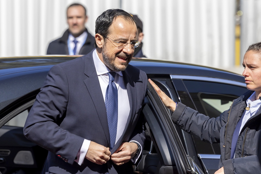 Σε εξέλιξη η άτυπη πενταμερής για το Κυπριακό στη Γενεύη – Χριστοδουλίδης: «Αν υπάρχει θέληση υπάρχει τρόπος»