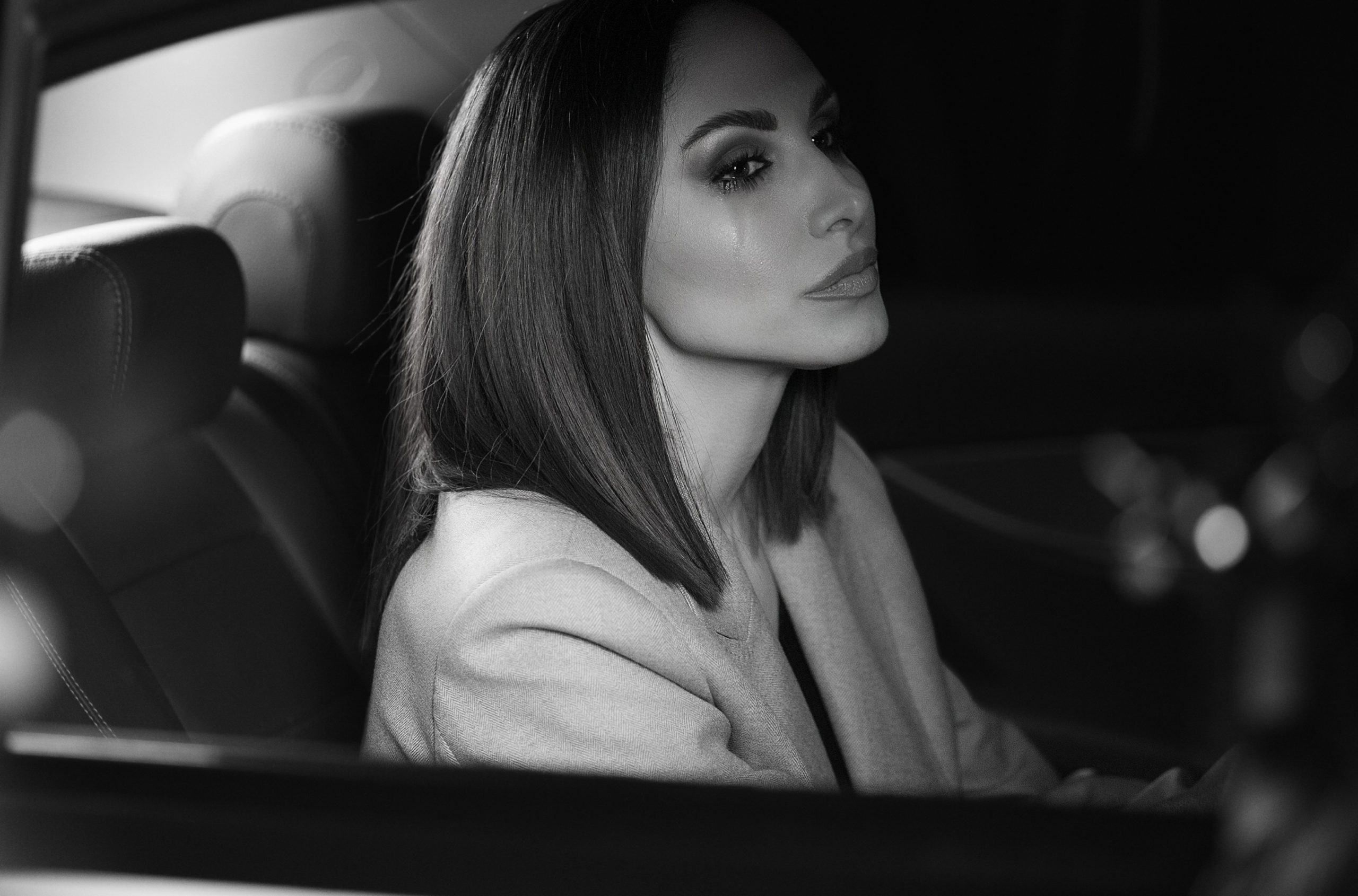 Λένα Ζευγαρά: Λίγο πριν βρεθεί στο πλευρό του Σάκη Ρουβά στη Θεσσαλονίκη, κυκλοφόρησε το νέο της τραγούδι