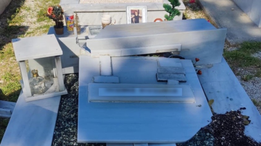 Λάρισα: Έσπασαν μνήματα στο Νέο Κοιμητήριο – Ανάστατοι οι κάτοικοι με το θέαμα που αντίκρισαν