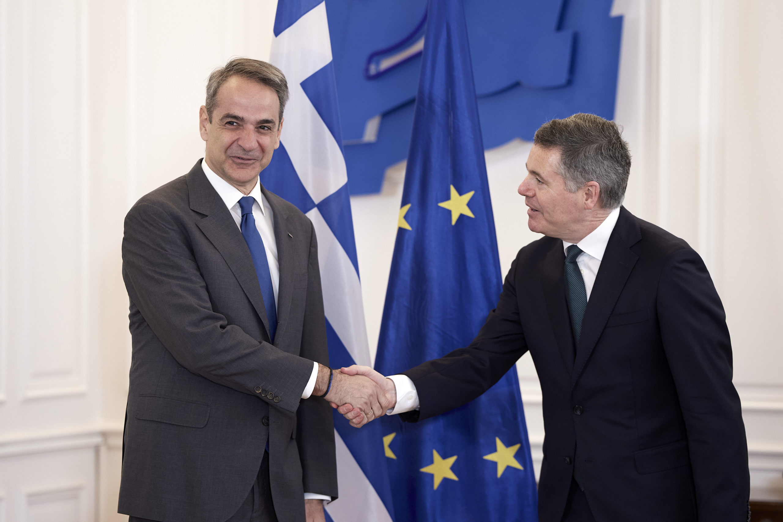 Συνάντηση Μητσοτάκη με τον πρόεδρο του Eurogroup: Η ελληνική οικονομία κάνει διαρκή πρόοδο