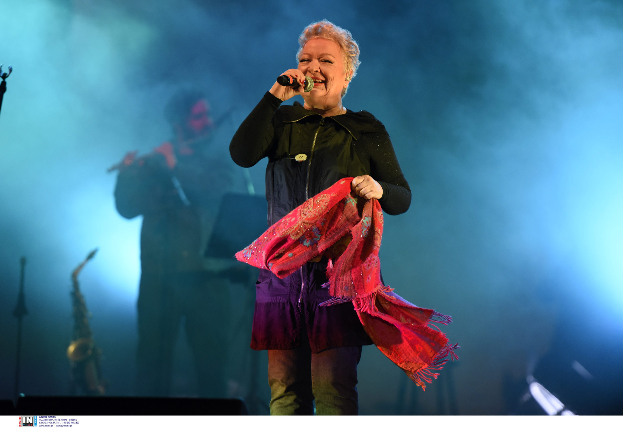 Τάνια Τσανακλίδου: «Δεν θέλω τους φίλους στις συναυλίες – Ξέρουν όλα μου τα ελαττώματα, αισθάνομαι γυμνή»