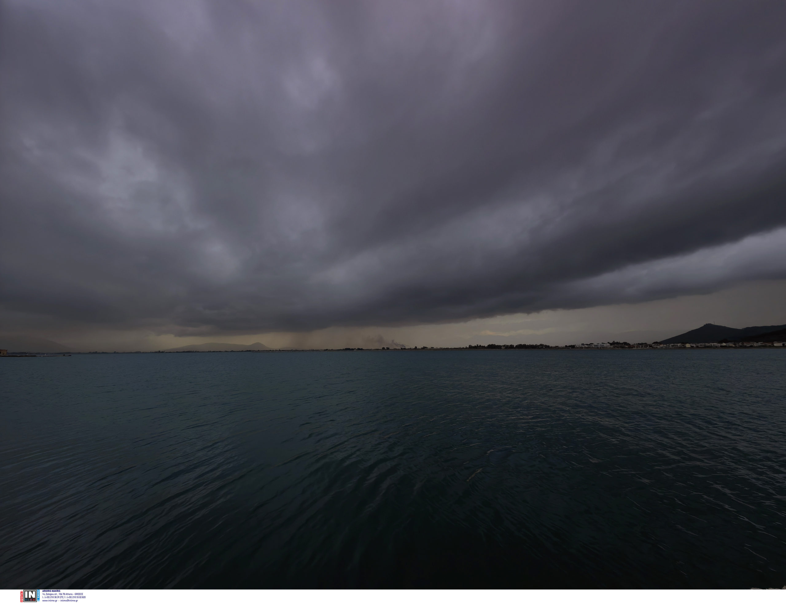 Καιρός: Πυκνές νεφώσεις με βροχές και καταιγίδες την Πέμπτη – «Καιρικός ζουρλομανδύας» την ερχόμενη εβδομάδα