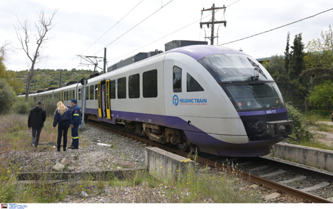 Εύβοια: Οι πρώτες εικόνες από τη σύγκρουση τρένου με φορτηγό στο Βαθύ Αυλίδας