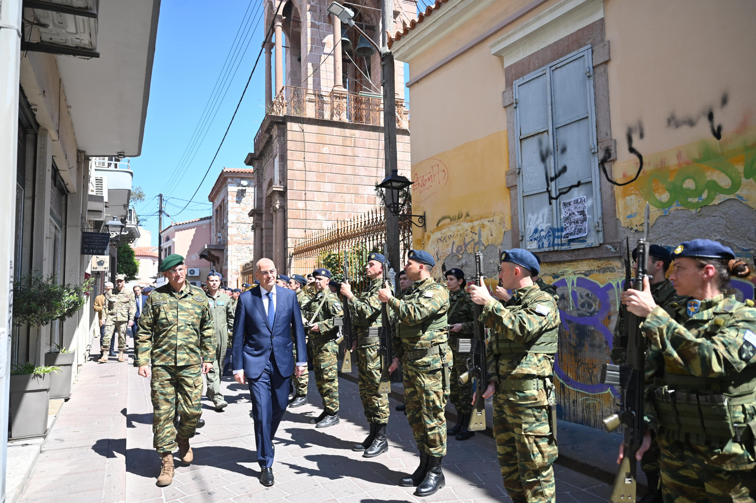 Νίκος Δένδιας, Λέσβος