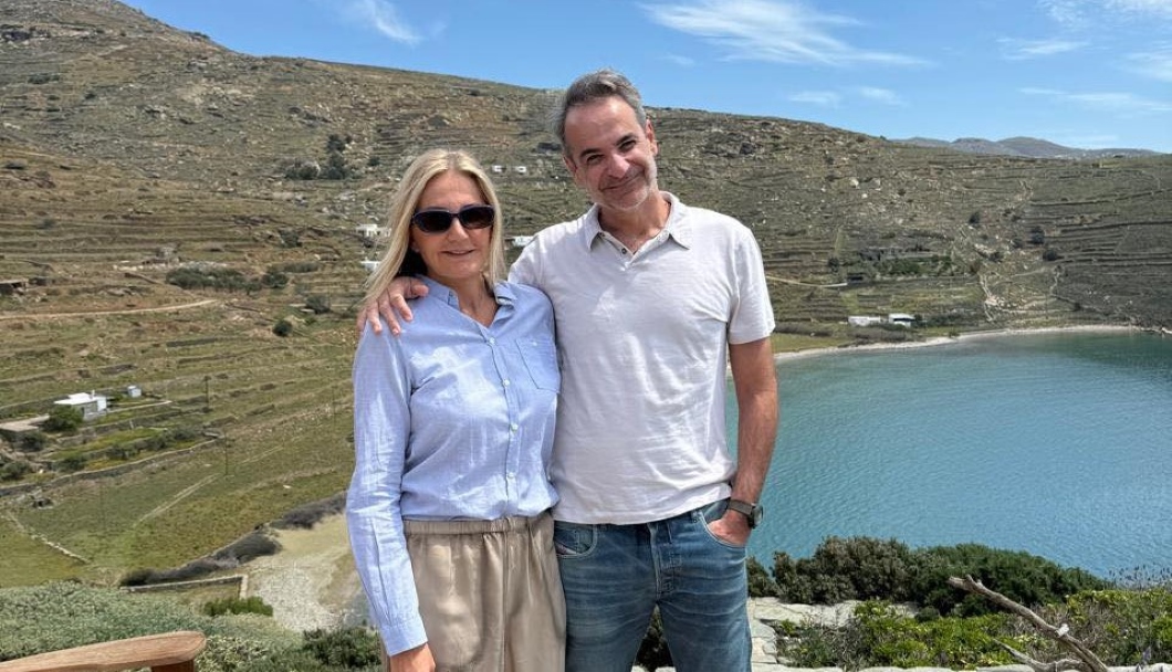 Μητσοτάκης: «Ημέρα χαράς, αγάπης και δύναμης» – Οι ευχές του πρωθυπουργού για το Πάσχα