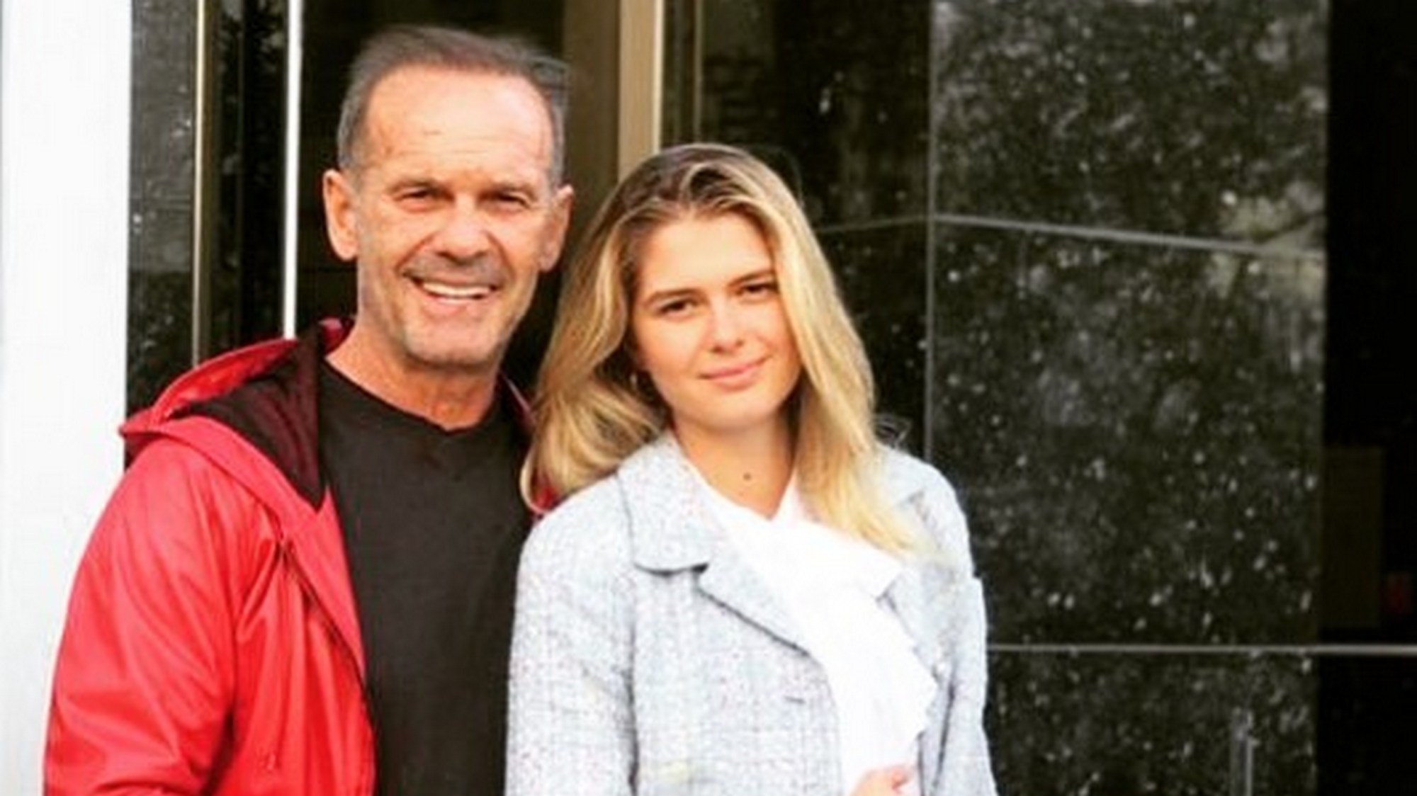 Πέτρος Κωστόπουλος: Στην… κουζίνα με την κόρη του – ΦΩΤΟ