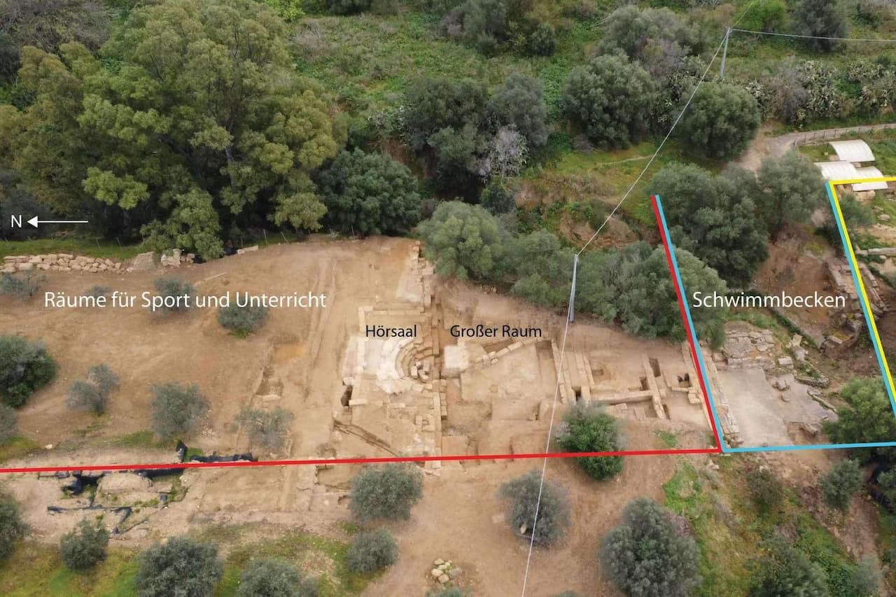 Φωτογραφία από drone του γυμνασίου που ήρθε στο φως των ανασκαφών στο Αγκριτζέντο. Φωτογραφία: Thomas Lappi – Monika Trümper / FU Berlin, Institut für Klassische Archäologie