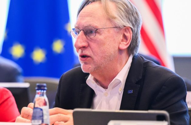 ΜΠΕΡΤ ΛΑΝΓΚΕ