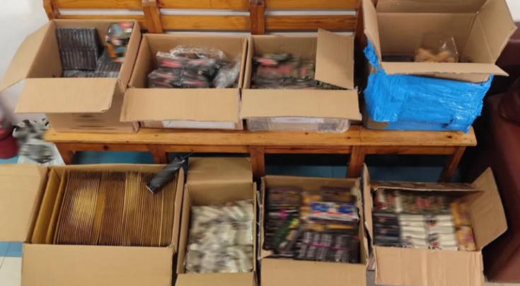 ΕΛ.ΑΣ.- κροτίδες