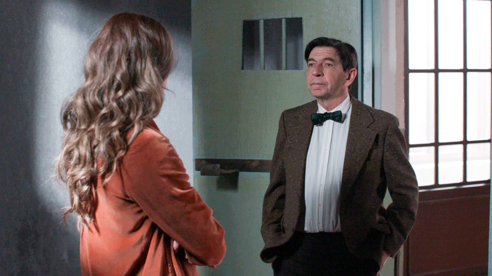 Grand Hotel: Ο αστυνόμος Κομνηνός ανακαλύπτει τα πάντα για τον Ρήγα