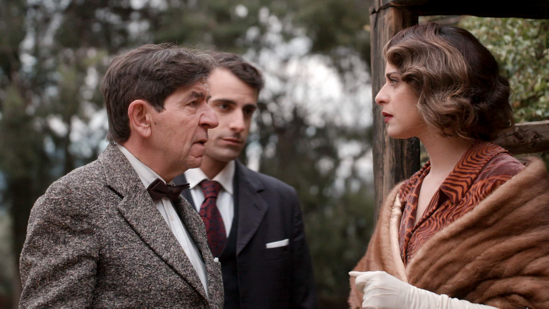 Grand Hotel: Η αστυνομία μαθαίνει ότι Εριέττα και Ιάκωβος έχουν κοινό παρελθόν