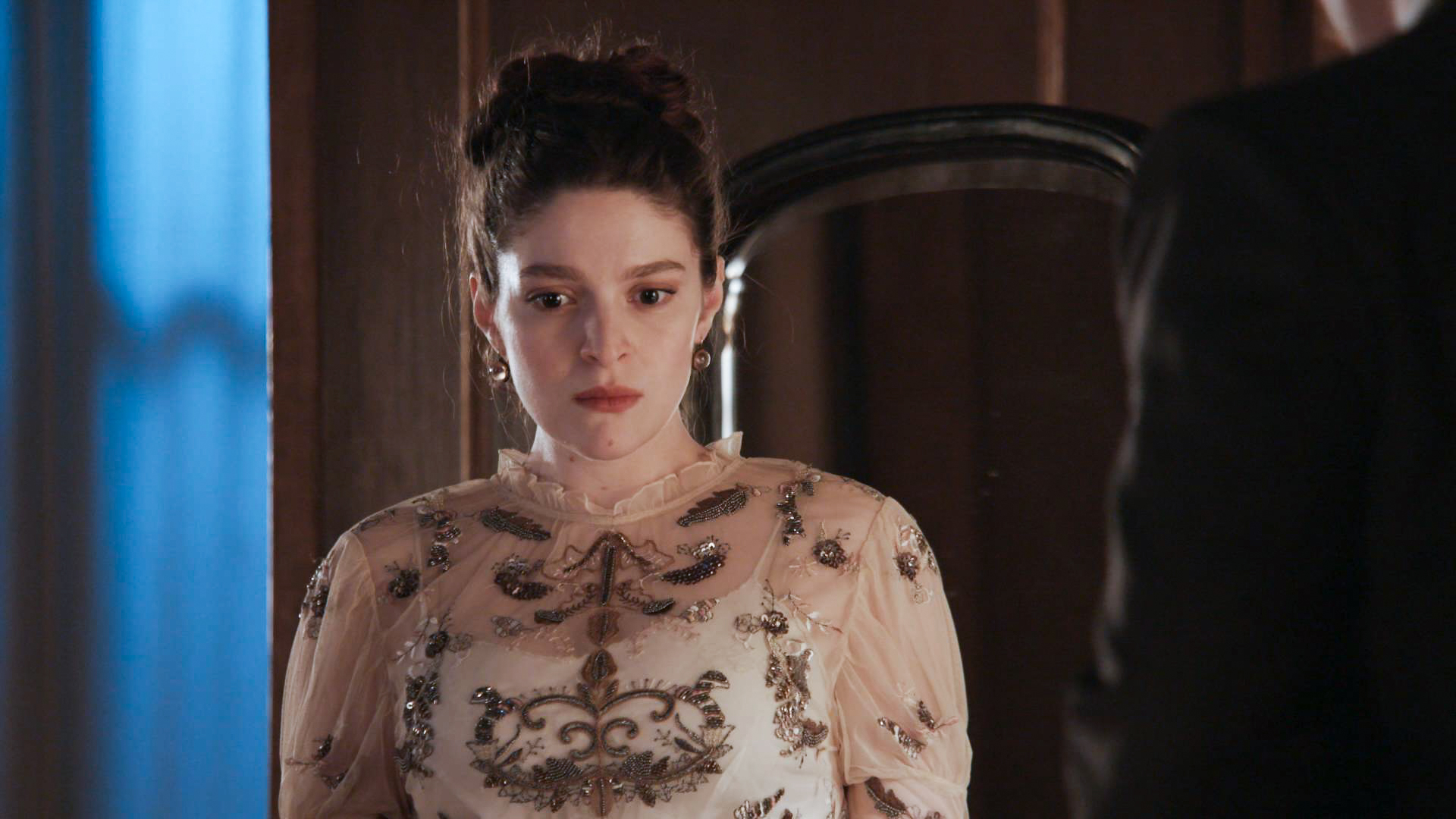 Grand Hotel: Η Αλίκη ρίχνει τη «βόμβα» ότι το μωρό που εξαφανίστηκε είναι του Ρήγα