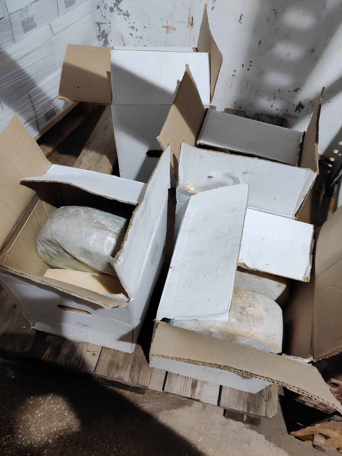 Με εντατικούς ρυθμούς συνεχίζονται οι έλεγχοι ενόψει Πάσχα: Κατασχέθηκαν 4,2 τόνοι ακατάλληλων προϊόντων – Πρόστιμα άνω των 157.000 ευρώ