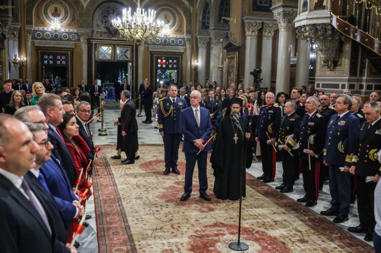 ΜΗΤΡΟΠΟΛΗ ΑΝΑΣΤΑΣΗ