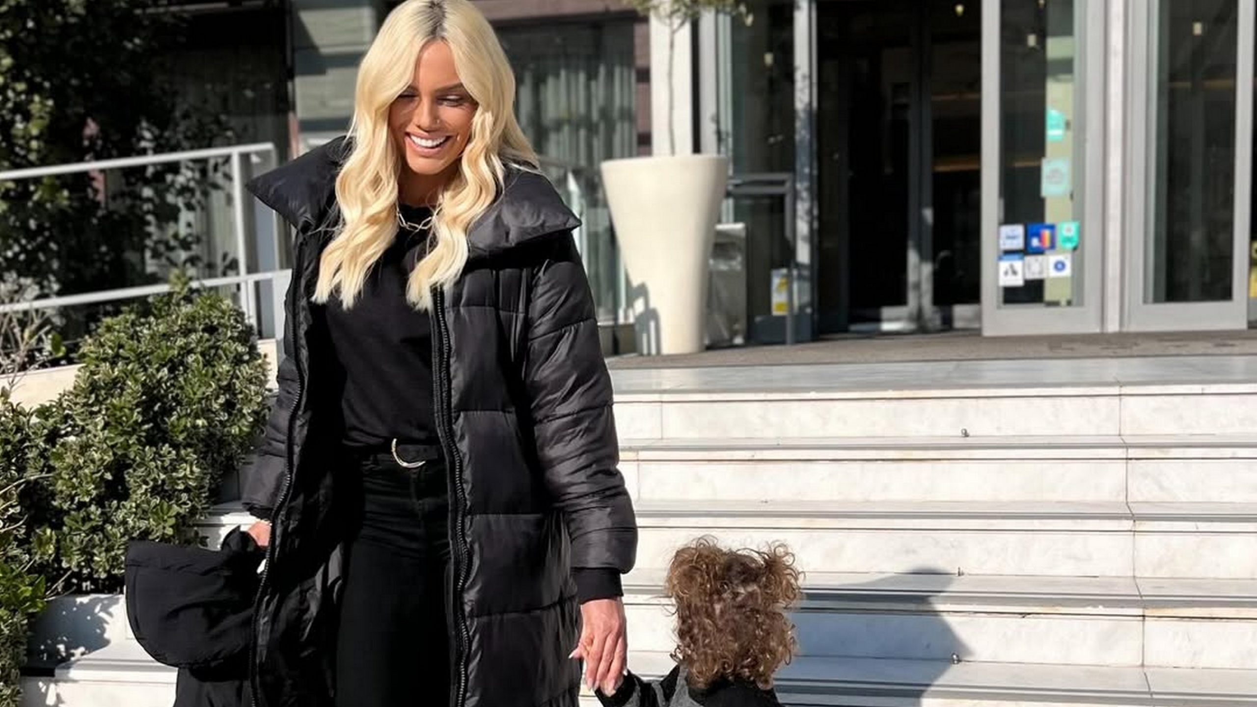 Ιωάννα Μαλέσκου: Μαμά και κόρη σε μια αγκαλιά που «έλιωσε» το TikTok