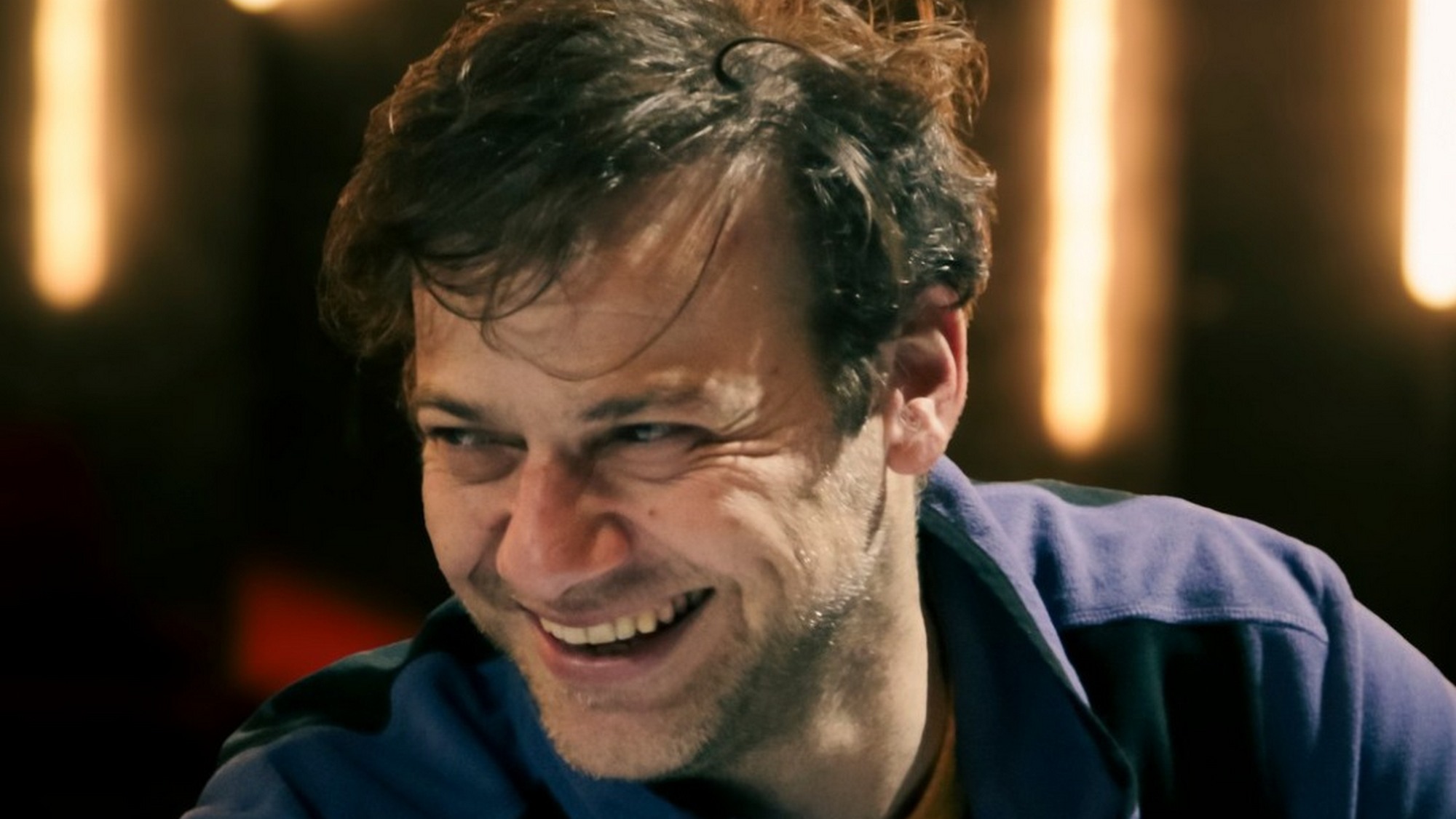 Ορέστης Τζιόβας: «Είμαι ακόμα σε φάση που δεν μπορώ να αφήσω τον εαυτό μου σε δεύτερη μοίρα»