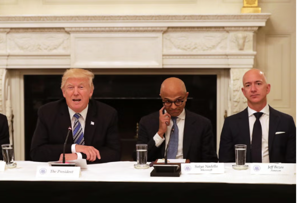 Τραμπ- Μπέζος