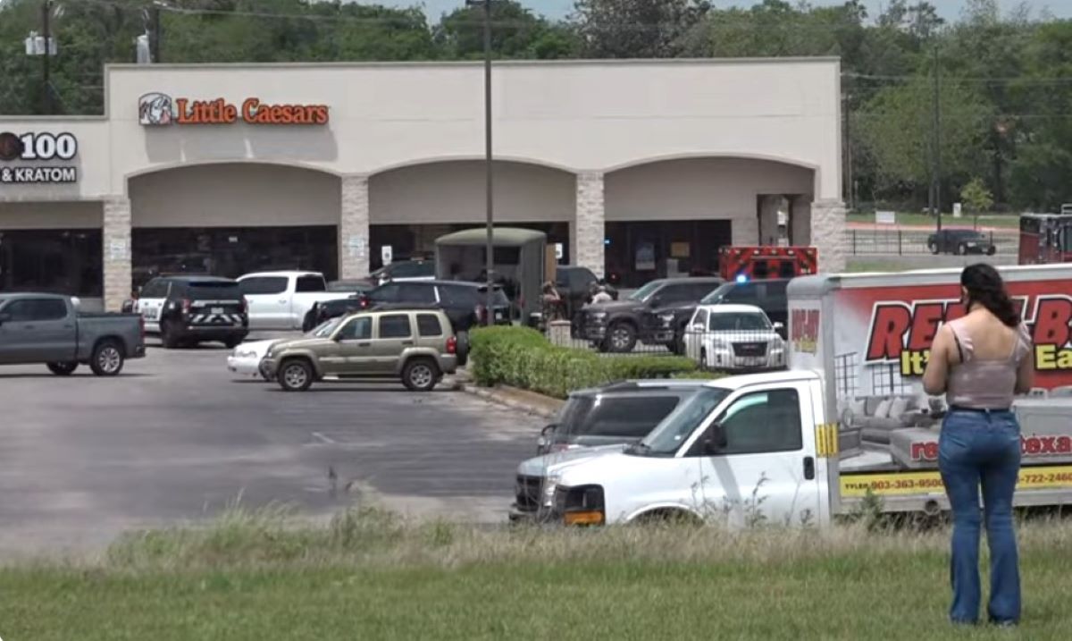 ΗΠΑ: Ένοπλoς ταμπουρώθηκε σε παντοπωλείο – Στο σημείο ειδικές δυνάμεις της αστυνομίας