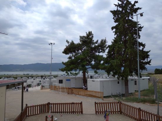 Δομή μεταναστών στο Βαγιοχώρι Θεσσαλονίκης