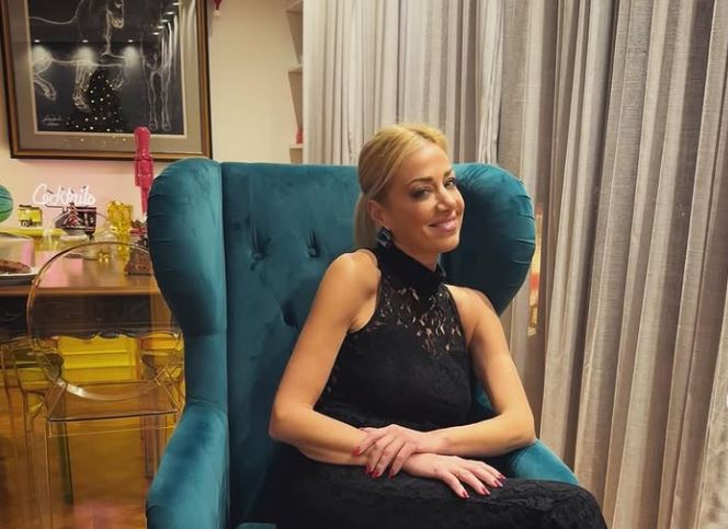 ΈΦΗ ΑΛΕΒΙΖΟΥ