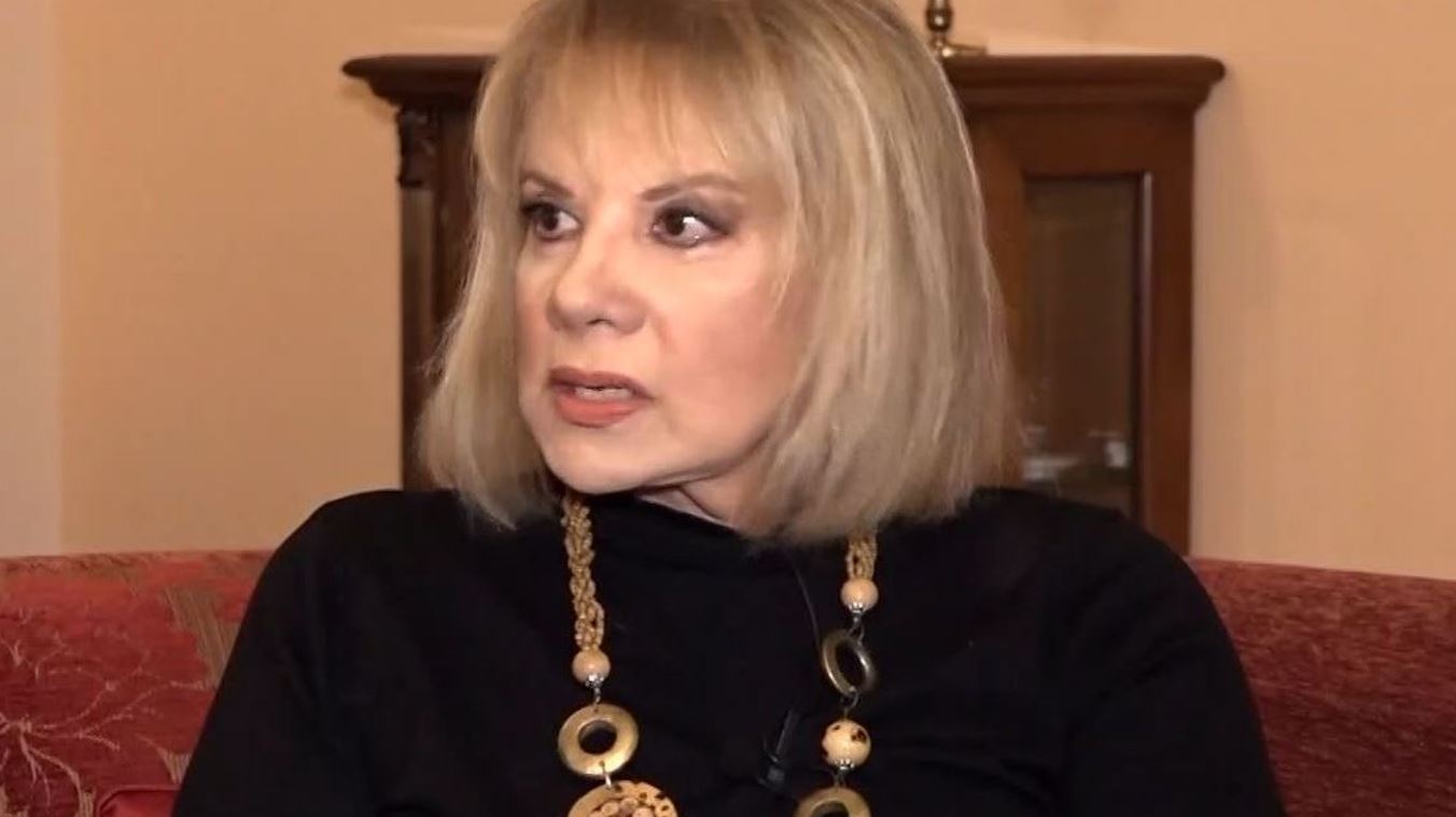 Άννα Αδριανού