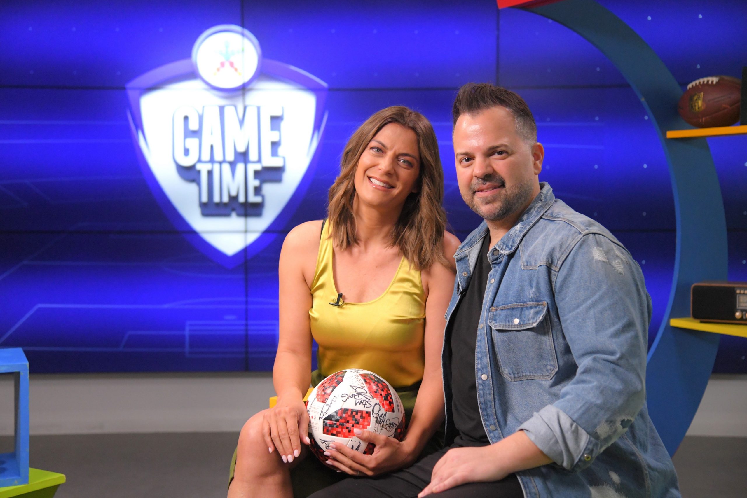 Ο Νίκος Απέργης στο ΟΠΑΠ Game Time: Το προφιτερόλ με τον Πρίντεζη, η διασκευή του Πανταζή και η live εκφώνηση αγώνα