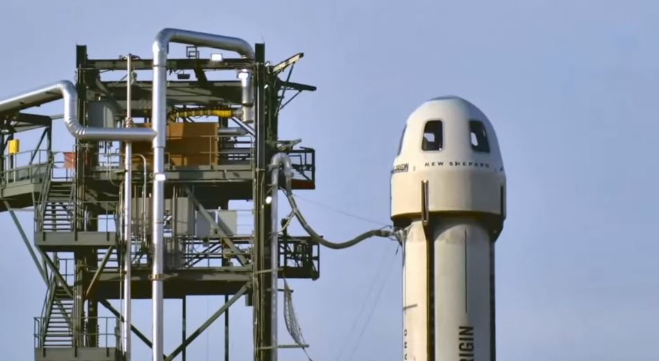 Blue Origin: Εκτοξεύθηκε με επιτυχία ο πύραυλος που μεταφέρει την Κέιτι Πέρι και την Λόρεν Σάντσεζ στο διάστημα – ΒΙΝΤΕΟ