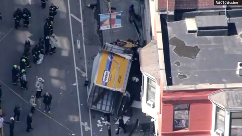 Βοστώνη: Φορτηγό έπεσε σε πεζούς – Αναφορές για αρκετούς τραυματίες