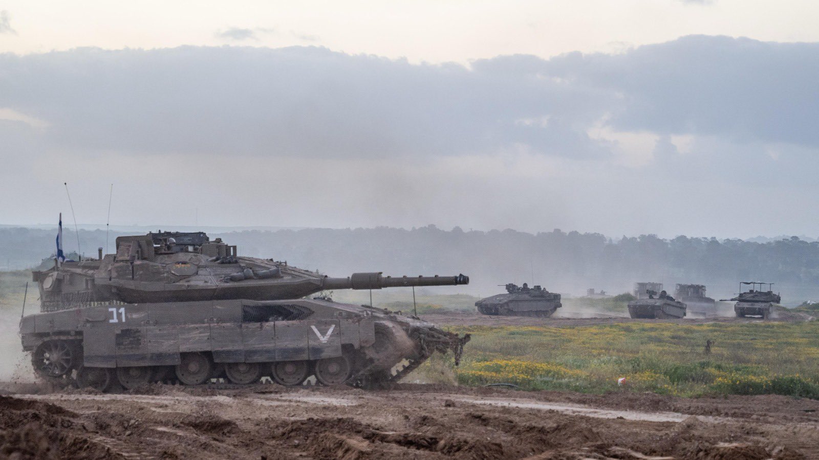 Γάζα: Ο στρατός του Ισραήλ ανακοίνωσε ότι διευρύνει τις χερσαίες επιχειρήσεις του – Αυξάνεται η στρατιωτική πίεση στη Χαμάς