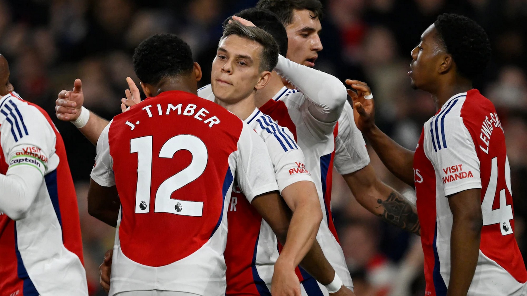 Premier League: Η Άρσεναλ «γκέλαρε» κόντρα στην Κρίσταλ Πάλας (2-2) και η Λίβερπουλ βρίσκεται «αγκαλιά» με τον τίτλο