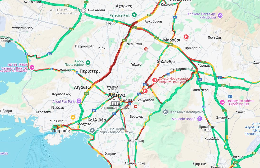 Κίνηση: Τροχαίο μετά την έξοδο της Αττικής Οδού στην Αγία Παρασκευή – Ουρές χιλιομέτρων στον Κηφισό