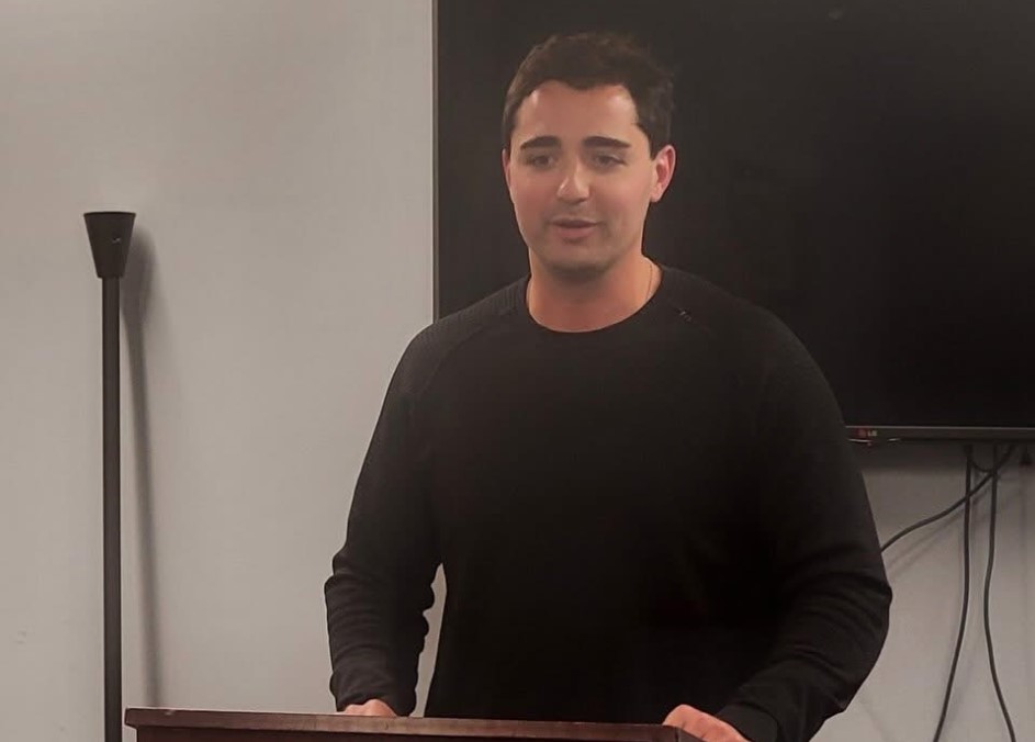 Πέτρος Κρομμύδας