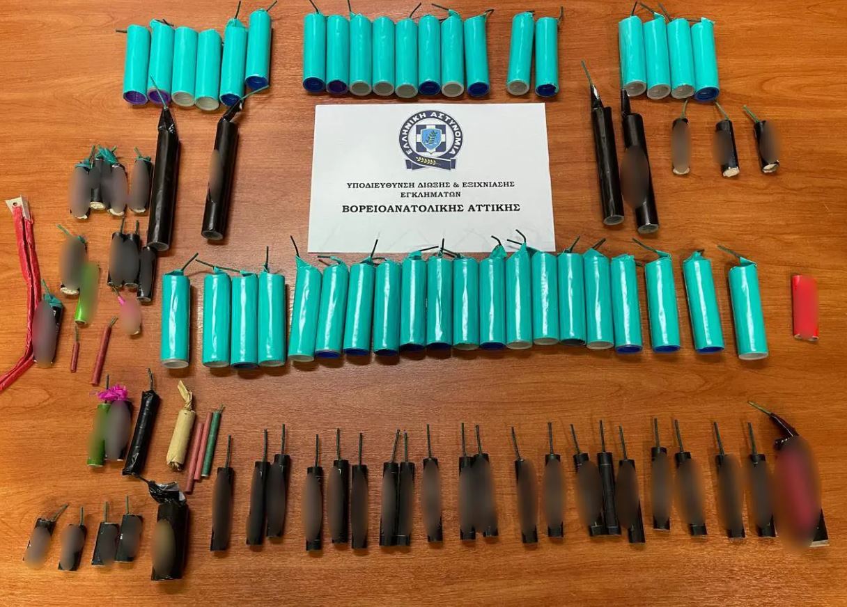 Αττική: Συνελήφθησαν ανήλικοι που πουλούσαν παράνομα κροτίδες μέσω social media