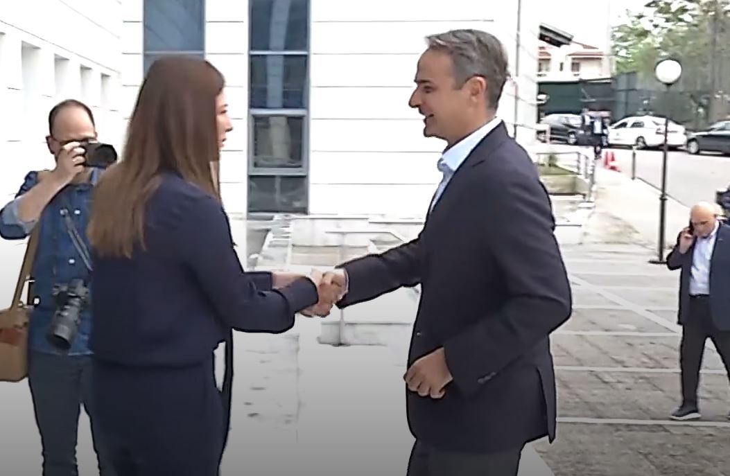 Στο υπουργείο Παιδείας ο Κυριάκος Μητσοτάκης