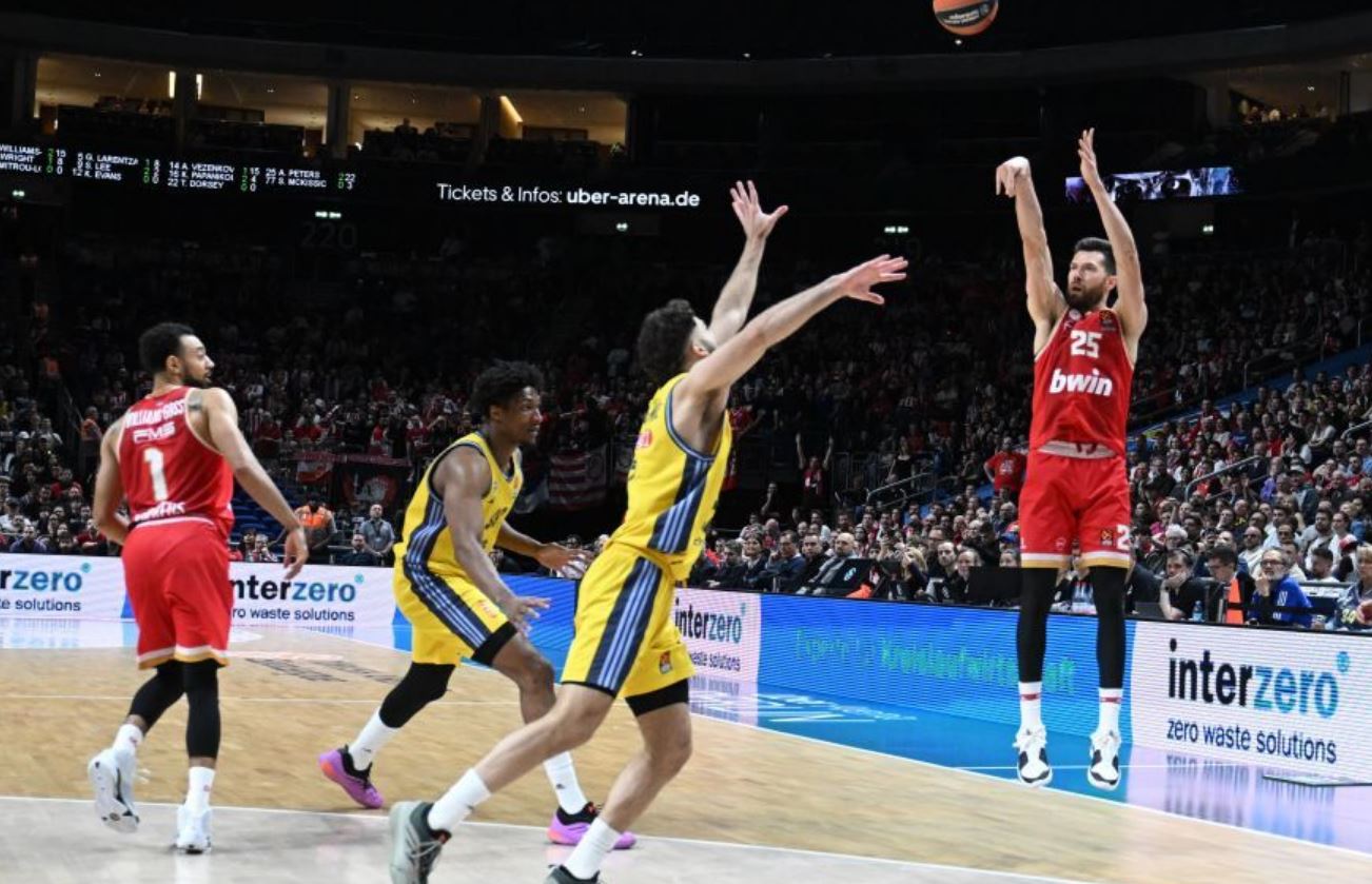 ΟΛΥΜΠΙΑΚΟΣ