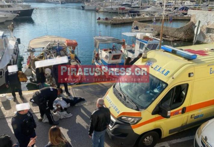Συναγερμός στον Πειραιά: Άνδρας έπεσε στα παγωμένα νερά της Μαρίνας Ζέας – ΦΩΤΟ 