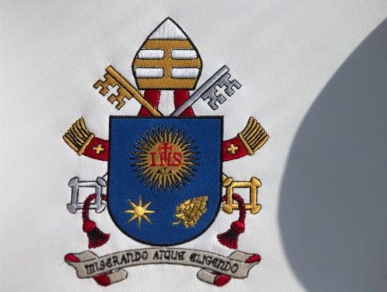 Πάπας Φραγκίσκος - οικόσημο