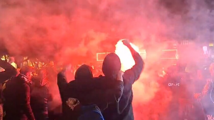 Ηράκλειο: Έξαλλοι πανηγυρισμοί για τη μεγάλη πρόκριση του ΟΦΗ στον τελικό του Κυπέλλου Ελλάδας – ΦΩΤΟ και ΒΙΝΤΕΟ