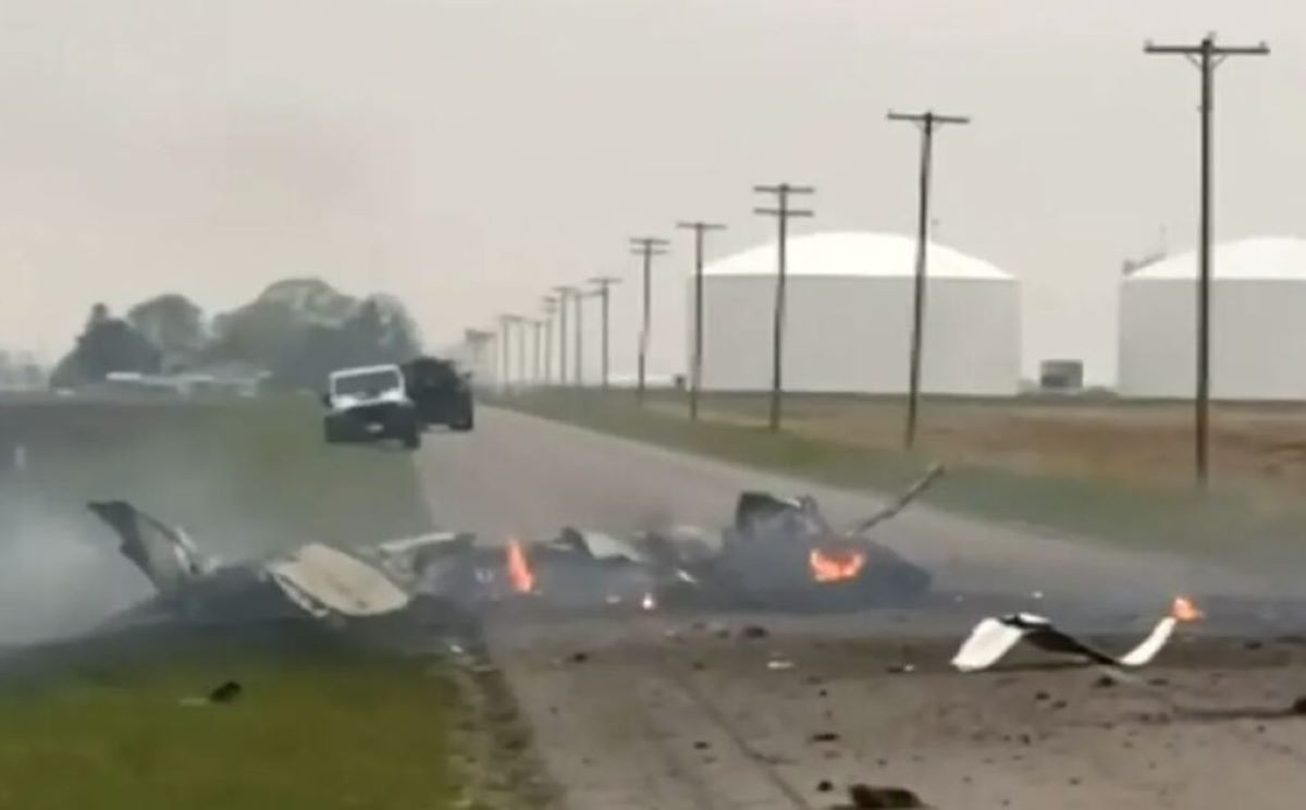 ΗΠΑ: Τέσσερις νεκροί έπειτα από συντριβή μονοκινητήριου αεροπλάνου – Προσέκρουσε σε καλώδια