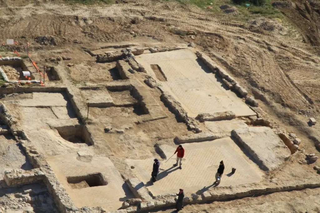 Οι αρχαιολόγοι ανακάλυψαν ένα καλοδιατηρημένο βυζαντινό μοναστήρι στο Ισραήλ.