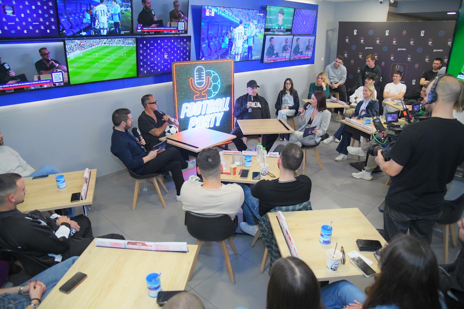 Οικογενειακή υπόθεση το pre-game show του Πάμε Στοίχημα football party by Gazzetta με Λουτσιάνο Ντε Σόουζα και Mc Daddy